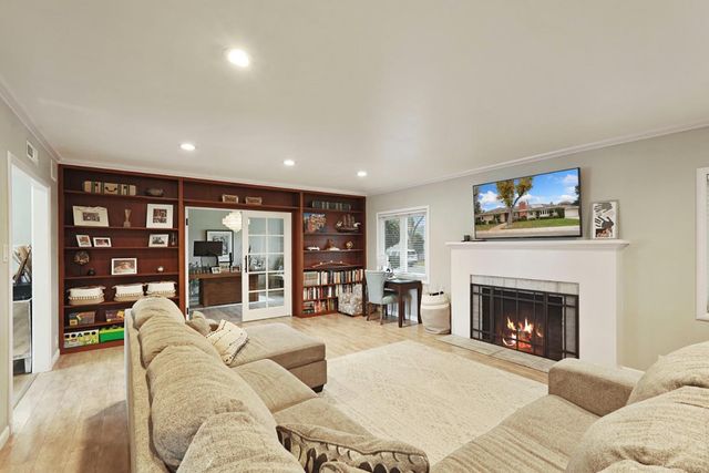 2202 N Stockton St, Stockton, CA 95204