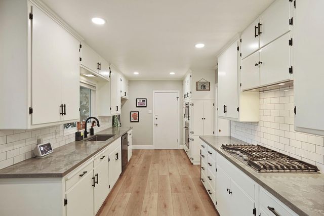 2202 N Stockton St, Stockton, CA 95204