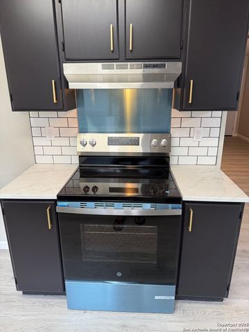 2631 Buffalo Pass, San Antonio, TX 78245