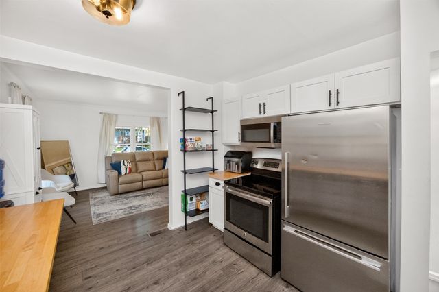 2506 60th Street, Des Moines, IA 50322