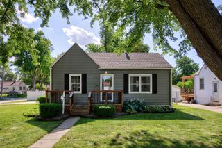 2506 60th Street, Des Moines, IA 50322