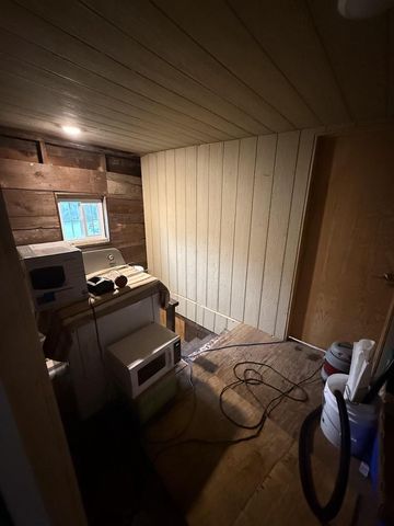 609 Vaughn Ave, Ashland, WI 54806