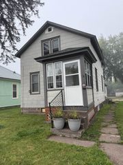 609 Vaughn Ave, Ashland, WI 54806
