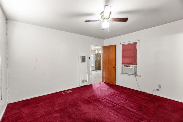 1103 NW 3rd St, Andrews, TX 79714