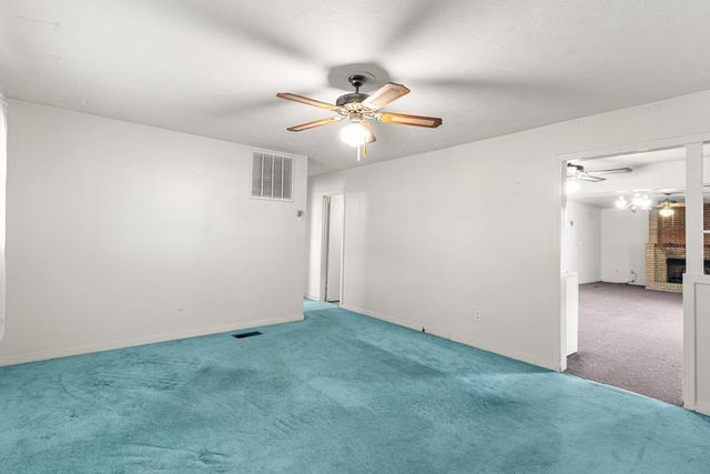 1103 NW 3rd St, Andrews, TX 79714