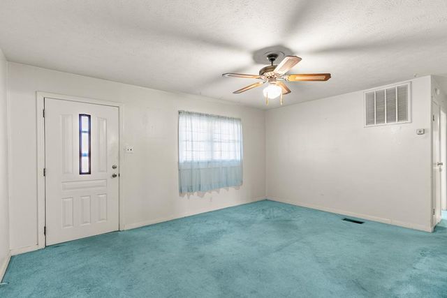 1103 NW 3rd St, Andrews, TX 79714