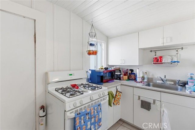 35 Blarney, San Luis Obispo, CA 93405