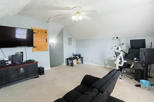 1111 Gardendale Dr, Murfreesboro, TN 37130