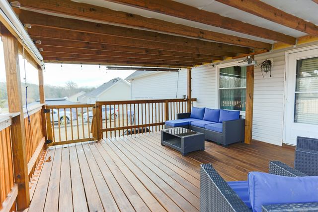 1111 Gardendale Dr, Murfreesboro, TN 37130