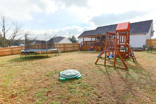 1111 Gardendale Dr, Murfreesboro, TN 37130