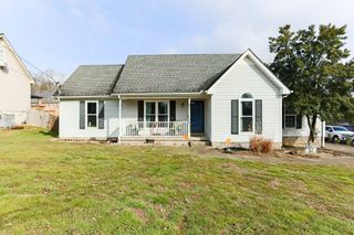 1111 Gardendale Dr, Murfreesboro, TN 37130