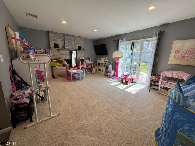 33 Woodsedge Ave, Mount Olive Twp., NJ 07828