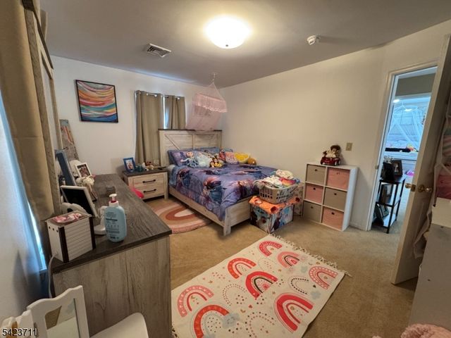 33 Woodsedge Ave, Mount Olive Twp., NJ 07828