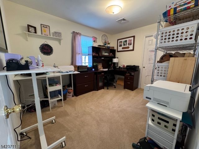 33 Woodsedge Ave, Mount Olive Twp., NJ 07828