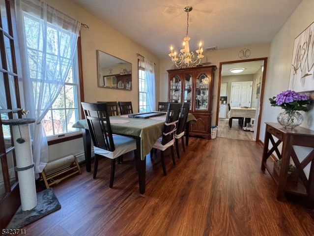 33 Woodsedge Ave, Mount Olive Twp., NJ 07828