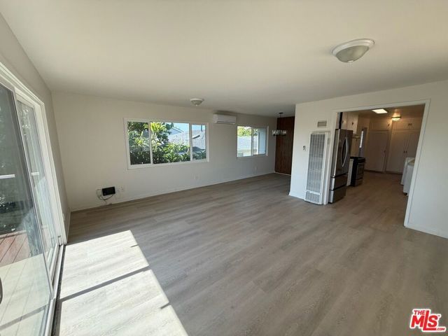 3237 Midvale Avenue, Los Angeles, CA 90034