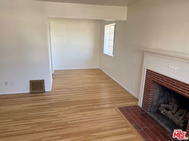 3237 Midvale Avenue, Los Angeles, CA 90034