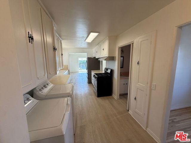 3237 Midvale Avenue, Los Angeles, CA 90034