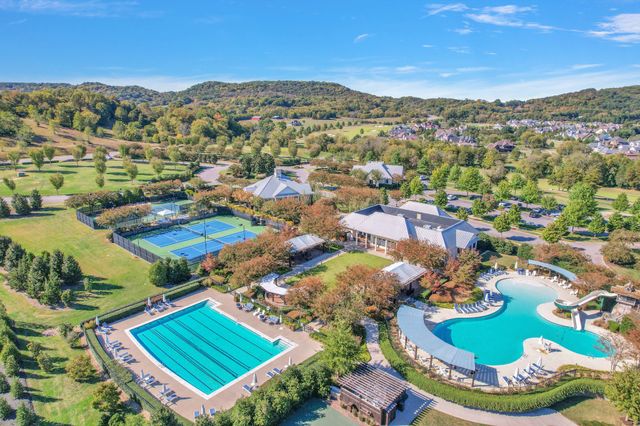 9307 Double Run Ct, College Grove, TN 37046