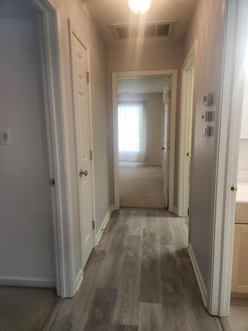 2721 Georgetowne Drive D1, Highland, IN 46322