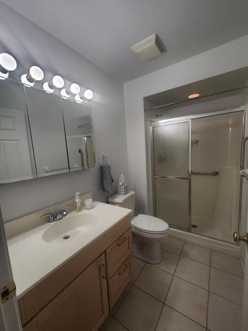 2721 Georgetowne Drive D1, Highland, IN 46322