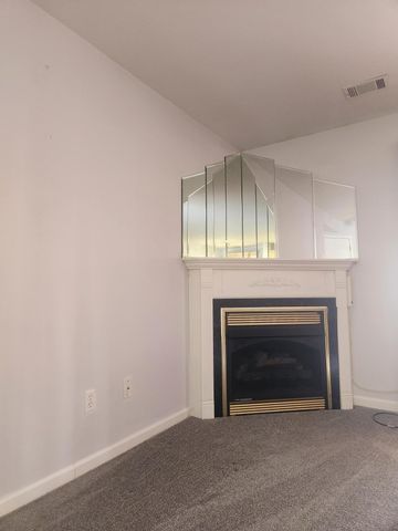 2721 Georgetowne Drive D1, Highland, IN 46322