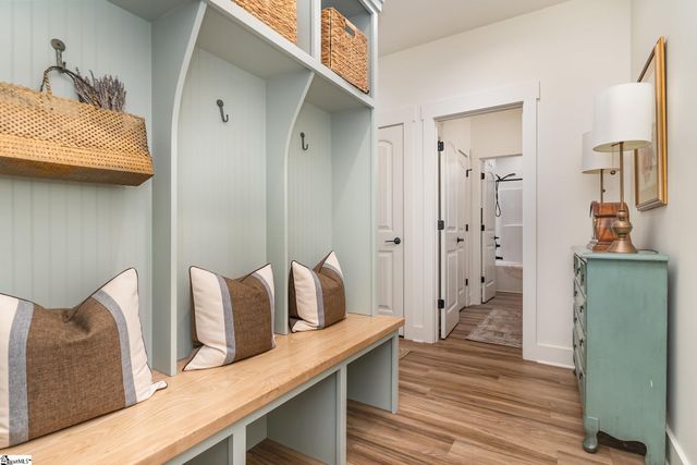 117 E Peninsula Drive, Laurens, SC 29360