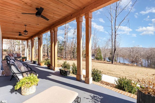 117 E Peninsula Drive, Laurens, SC 29360