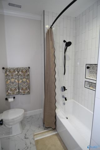 1707 Winston Street, Guntersville, AL 35976