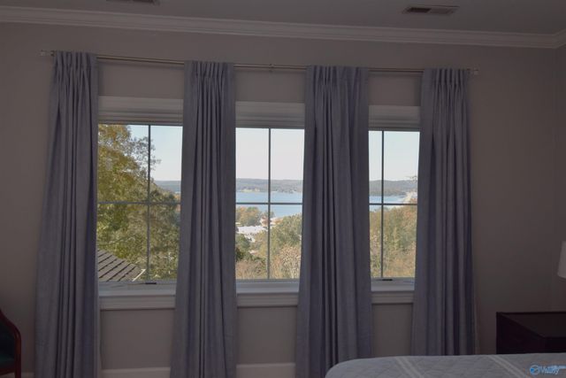 1707 Winston Street, Guntersville, AL 35976