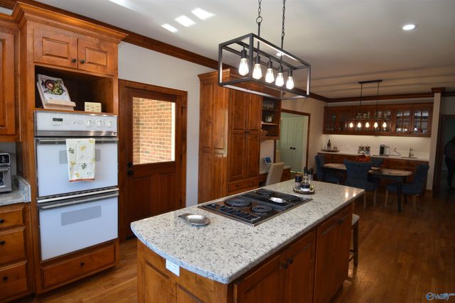 1707 Winston Street, Guntersville, AL 35976