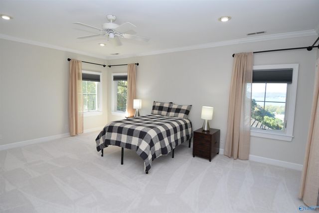 1707 Winston Street, Guntersville, AL 35976