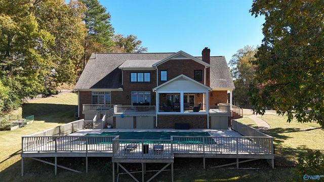 1707 Winston Street, Guntersville, AL 35976