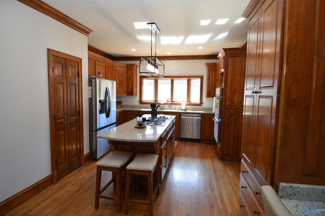 1707 Winston Street, Guntersville, AL 35976