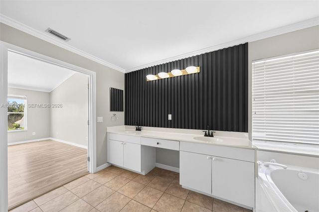 13225 Hampton Park CT, Fort Myers, FL 33913