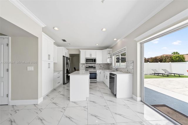 13225 Hampton Park CT, Fort Myers, FL 33913