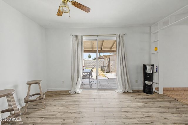 5232 W MAUNA LOA Lane, Glendale, AZ 85306