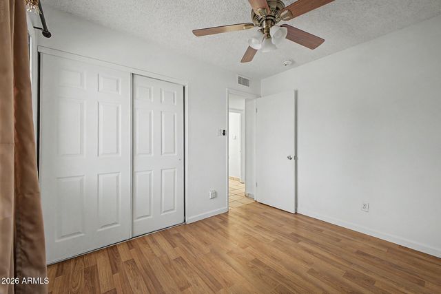 5232 W MAUNA LOA Lane, Glendale, AZ 85306