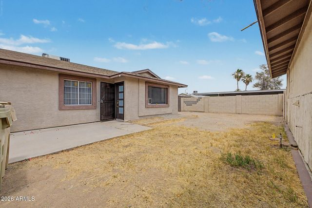 5232 W MAUNA LOA Lane, Glendale, AZ 85306