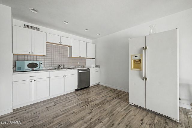 5232 W MAUNA LOA Lane, Glendale, AZ 85306