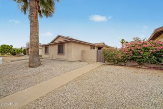 5232 W MAUNA LOA Lane, Glendale, AZ 85306