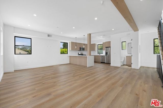 5543 Calhoun Avenue, Sherman Oaks, CA 91401