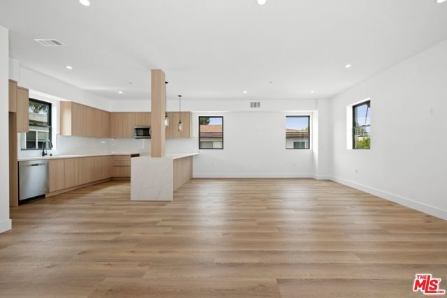 5543 Calhoun Avenue, Sherman Oaks, CA 91401