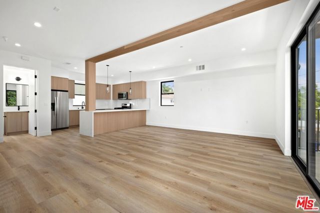 5543 Calhoun Avenue, Sherman Oaks, CA 91401