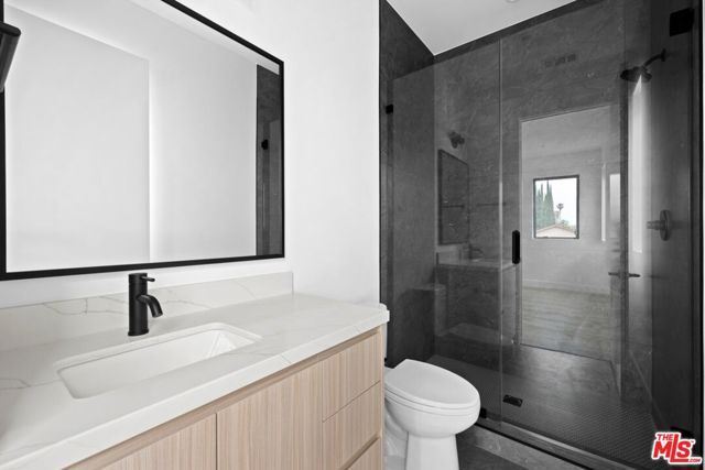 5543 Calhoun Avenue, Sherman Oaks, CA 91401