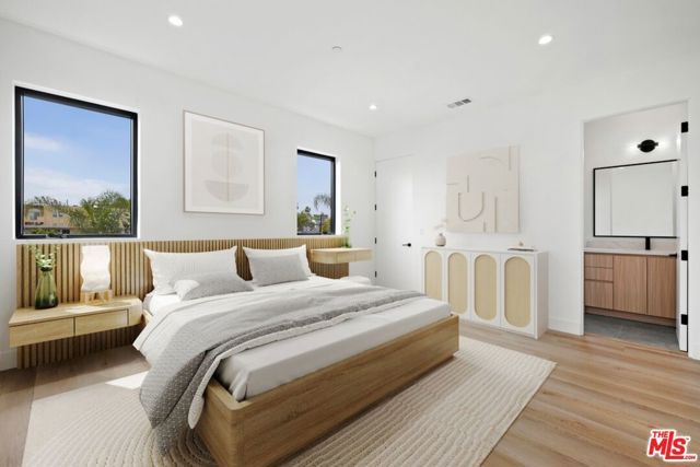 5543 Calhoun Avenue, Sherman Oaks, CA 91401