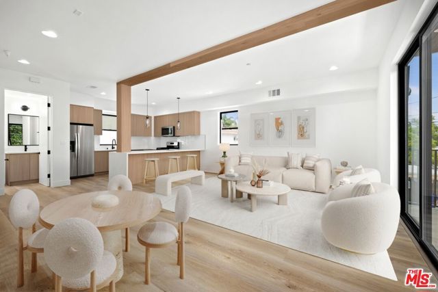 5543 Calhoun Avenue, Sherman Oaks, CA 91401