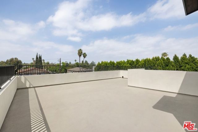 5543 Calhoun Avenue, Sherman Oaks, CA 91401