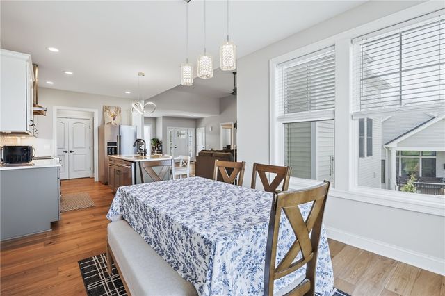 4 Black Wood Circle, Pittsford, NY 14534