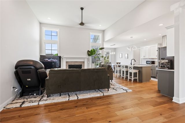 4 Black Wood Circle, Pittsford, NY 14534